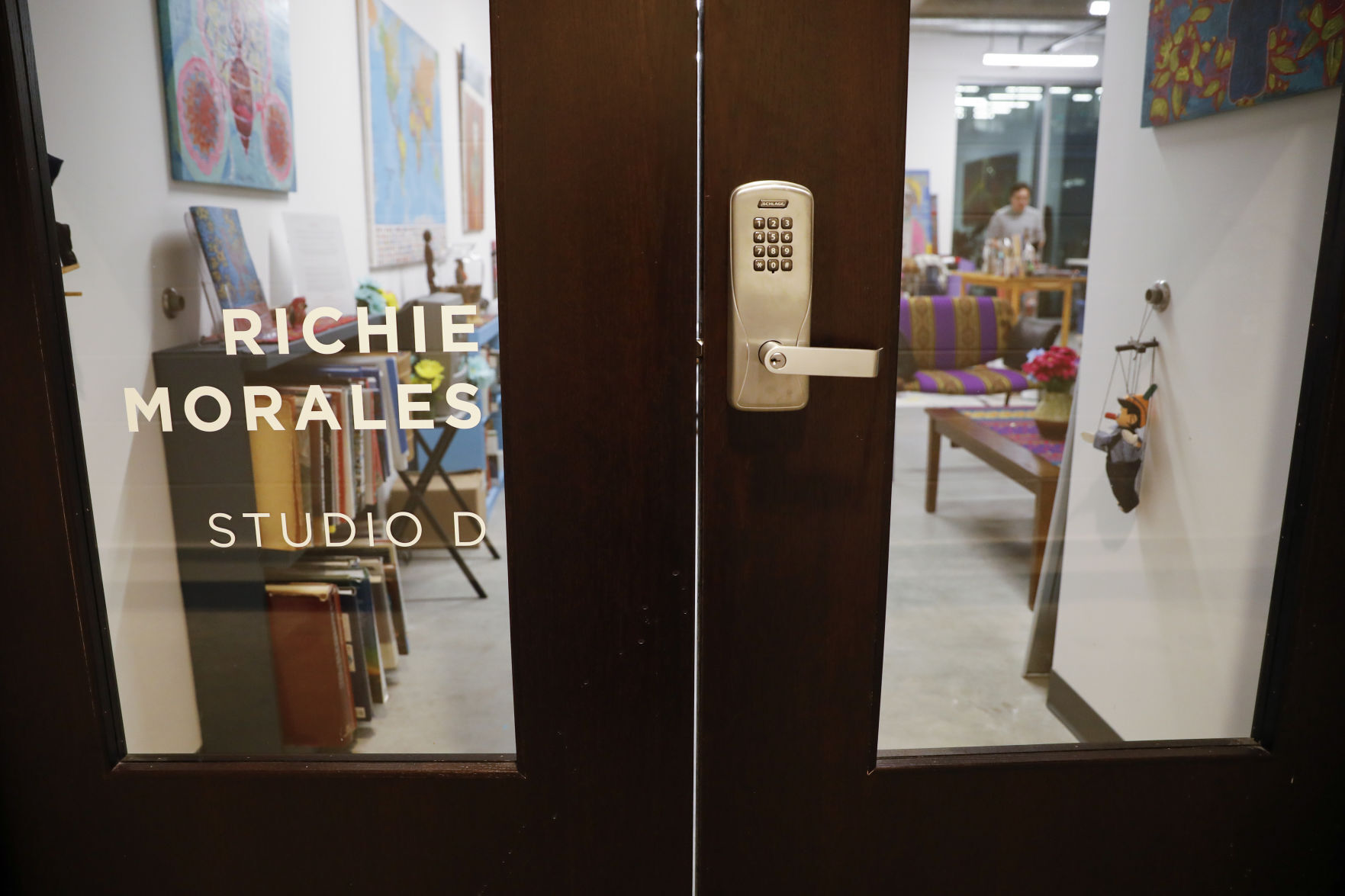 Artist Richie Morales 111221 06-11152021111905